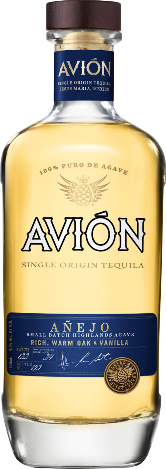 AVION ANEJO